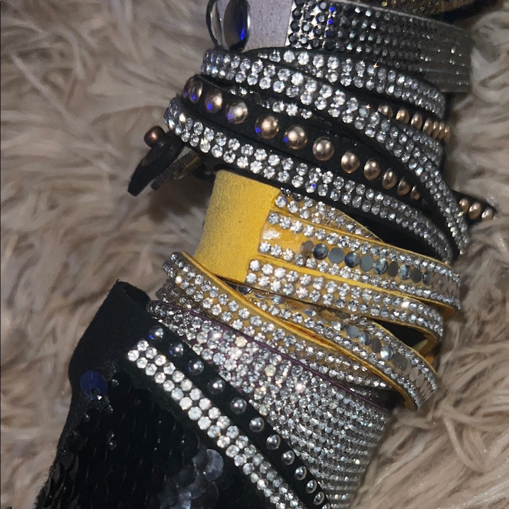 29 Paparazzi Bracelets on a Craft Wreath - PreLOVED - Picture 7 of 10